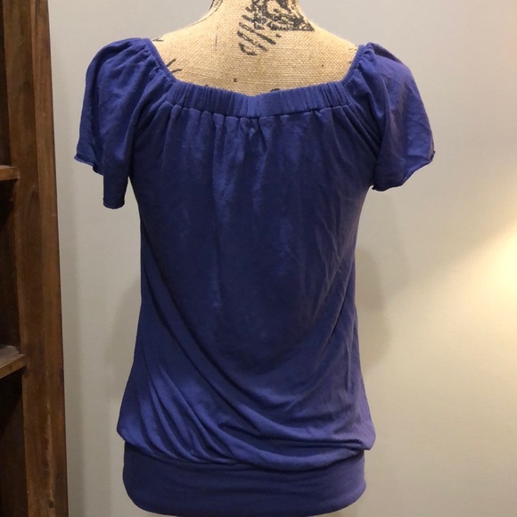 *2 for $10.00 / Girls’ Short-Sleeved Shirt by FANG - Picture 2 of 5